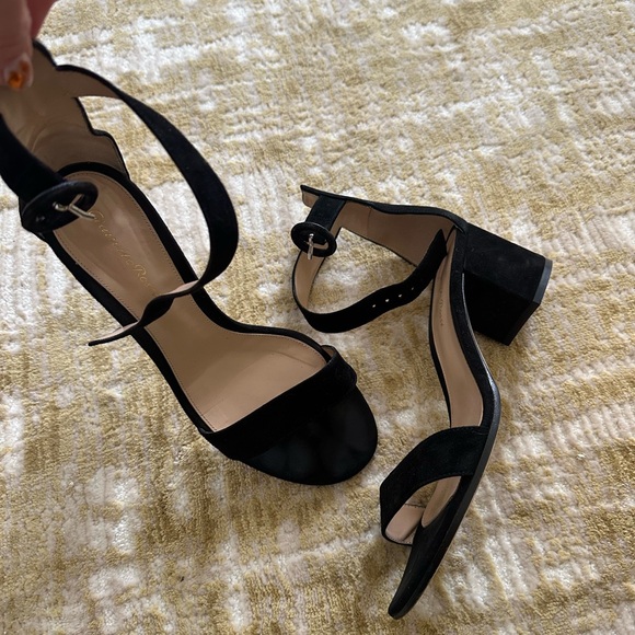 Gianvito Rossi 9 1/2 - Picture 2 of 4